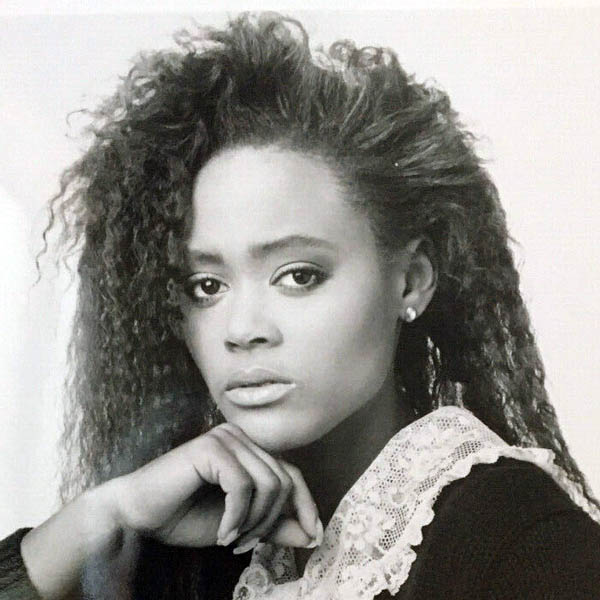 Robin Givens