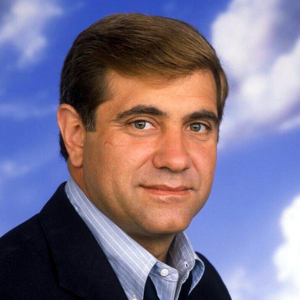 Dan Lauria